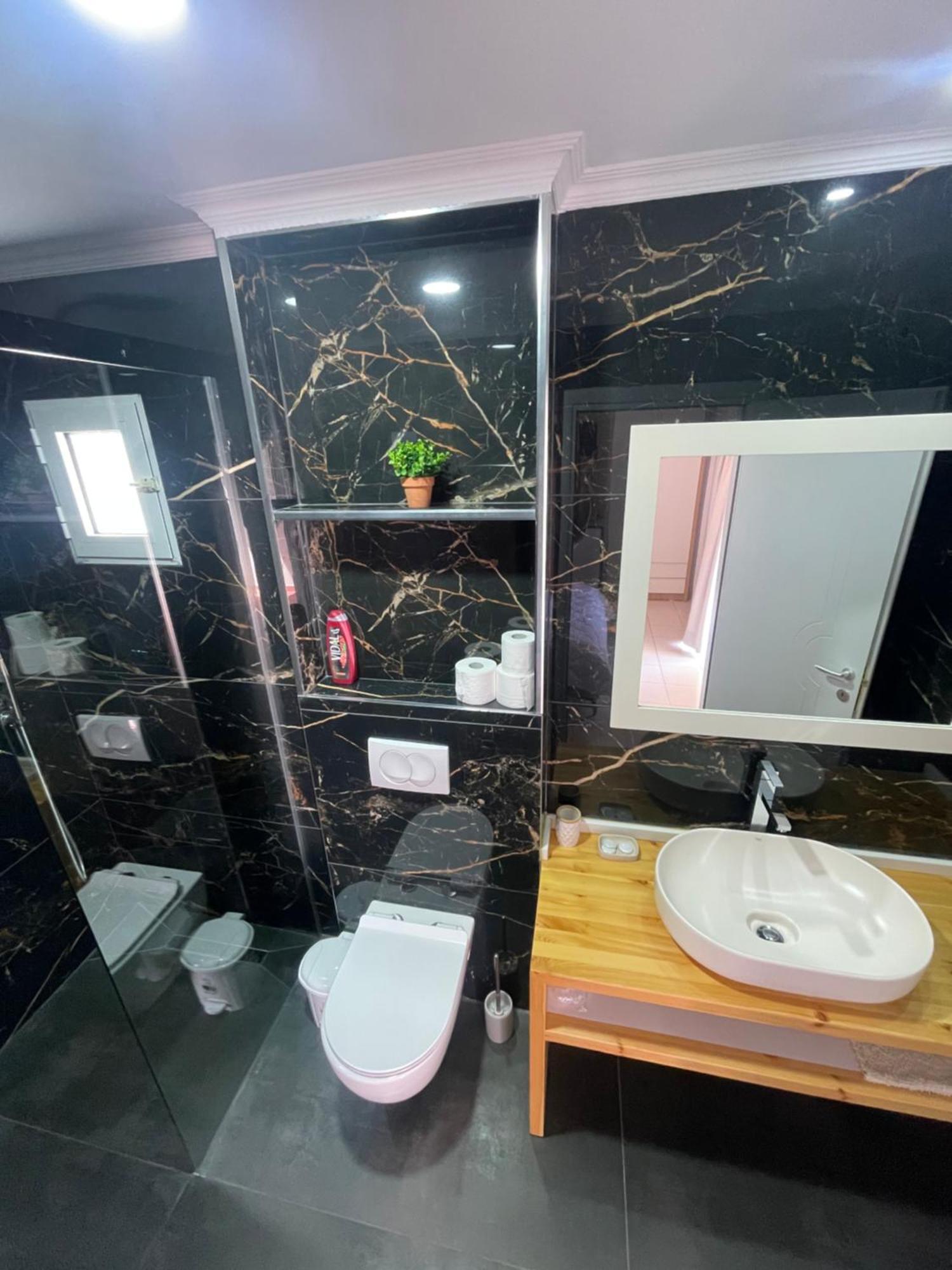 Hotel Kolagji Himara Kültér fotó