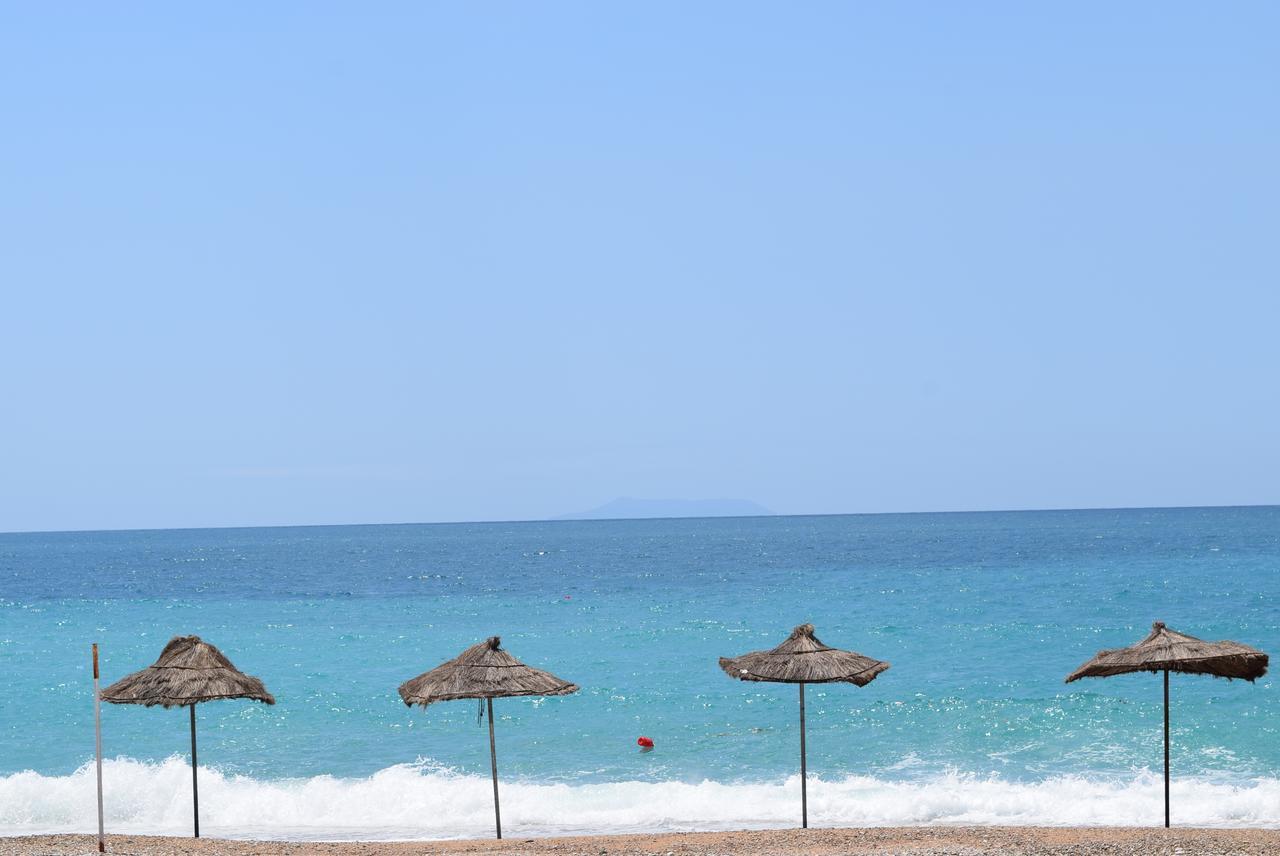 Hotel Kolagji Himara Kültér fotó